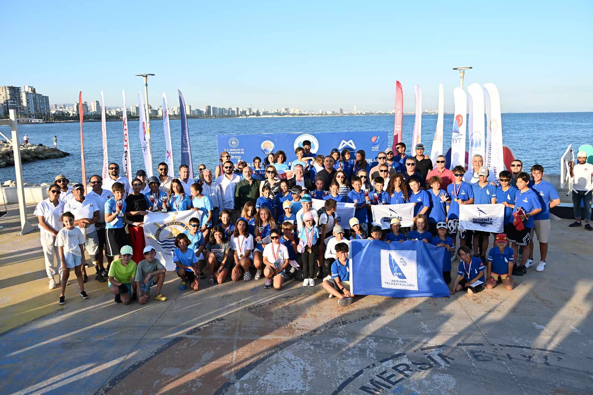 Thumbnail ‘2025 Tyf Anadolu Yelken Li̇gi̇’ni̇n Son Ayaği Büyükşehi̇r’i̇n Katkilariyla Sona Erdi̇ (1)