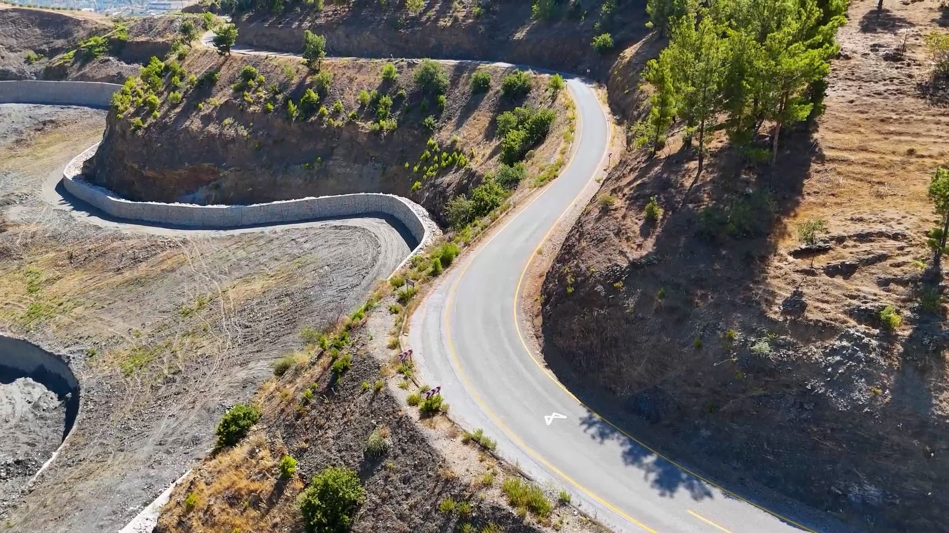 Thumbnail Büyükşehi̇r’le Anamur’un Grup Yollari Avrupa Standardina Yükseldi̇ (12)