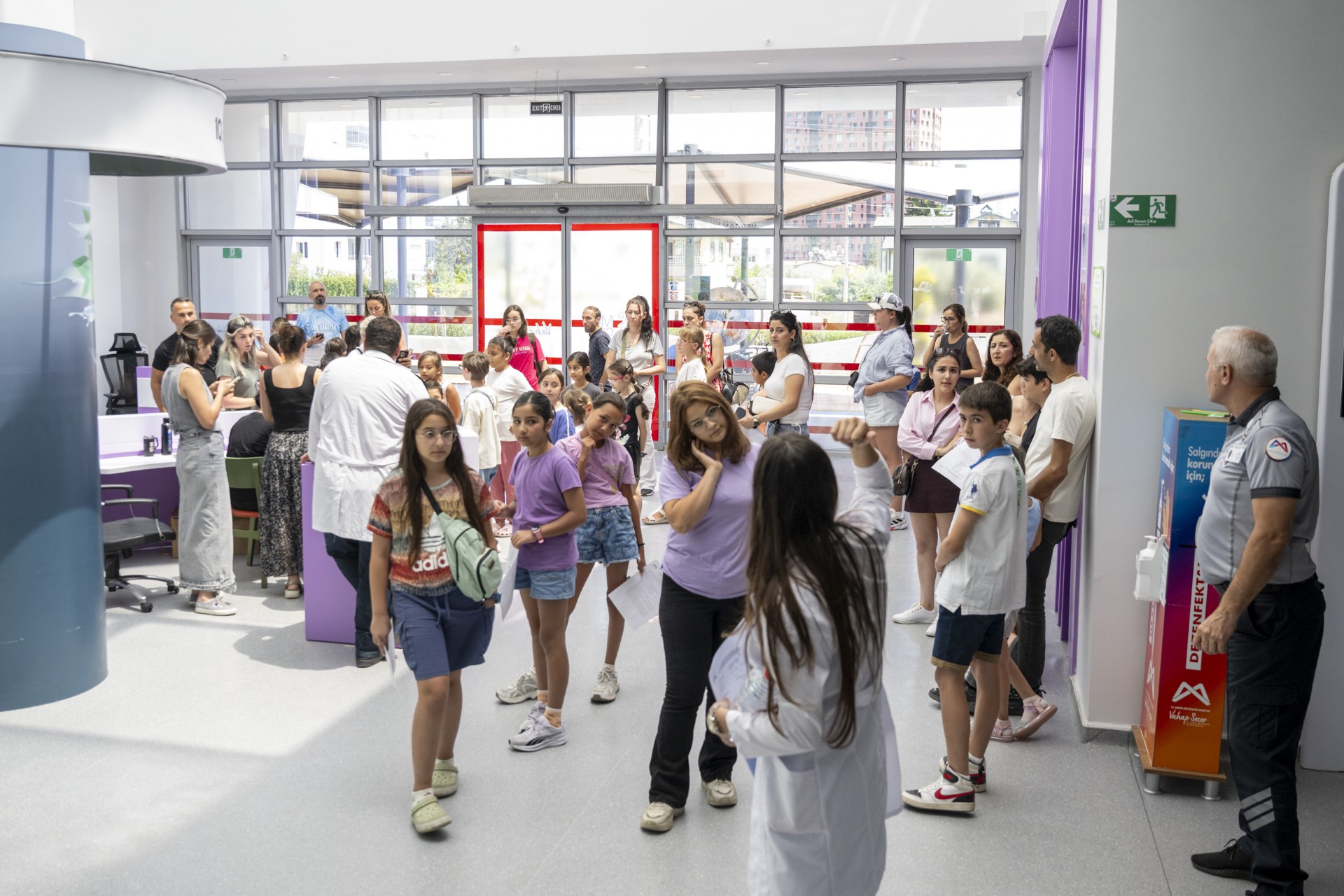 Thumbnail Mersi̇n Büyükşehi̇r’i̇n Mercan 100. Yil İkli̇m Ve Çevre Bi̇li̇m Merkezi̇’nde Yaz Okulu Tamamlandi (1 (3)