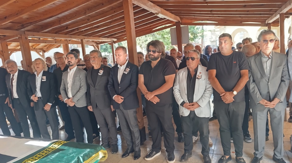 Picsart 25 10 19 02 13 12 840-1