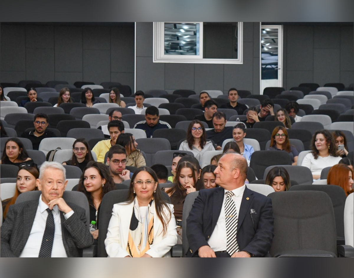 Picsart 25 10 30 21 19 13 383