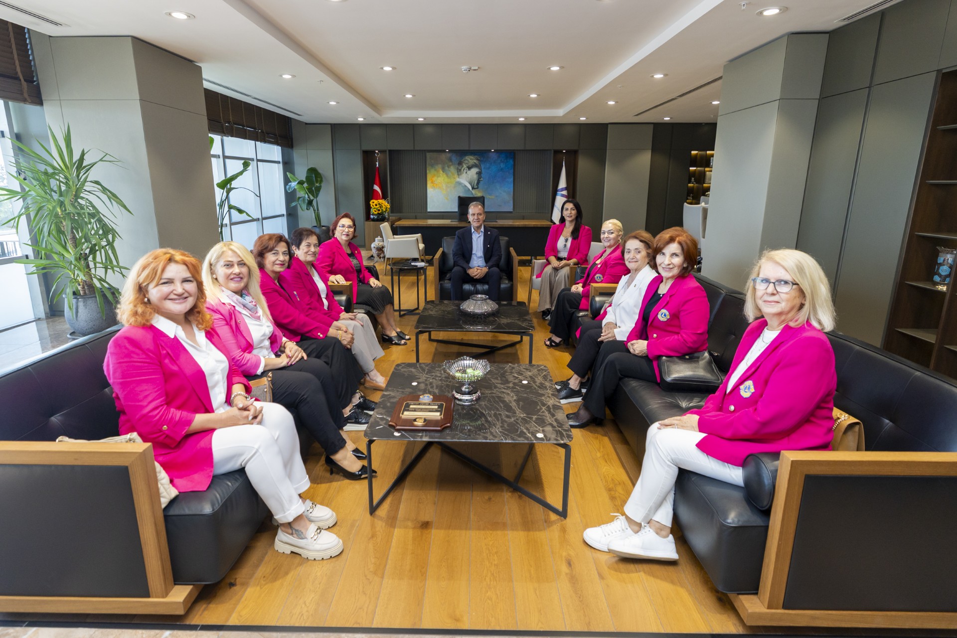 Thumbnail Başkan Seçer, ‘Melvin Jones Fellawship Dostluk Ödülü’ne Layik Görüldü (1)