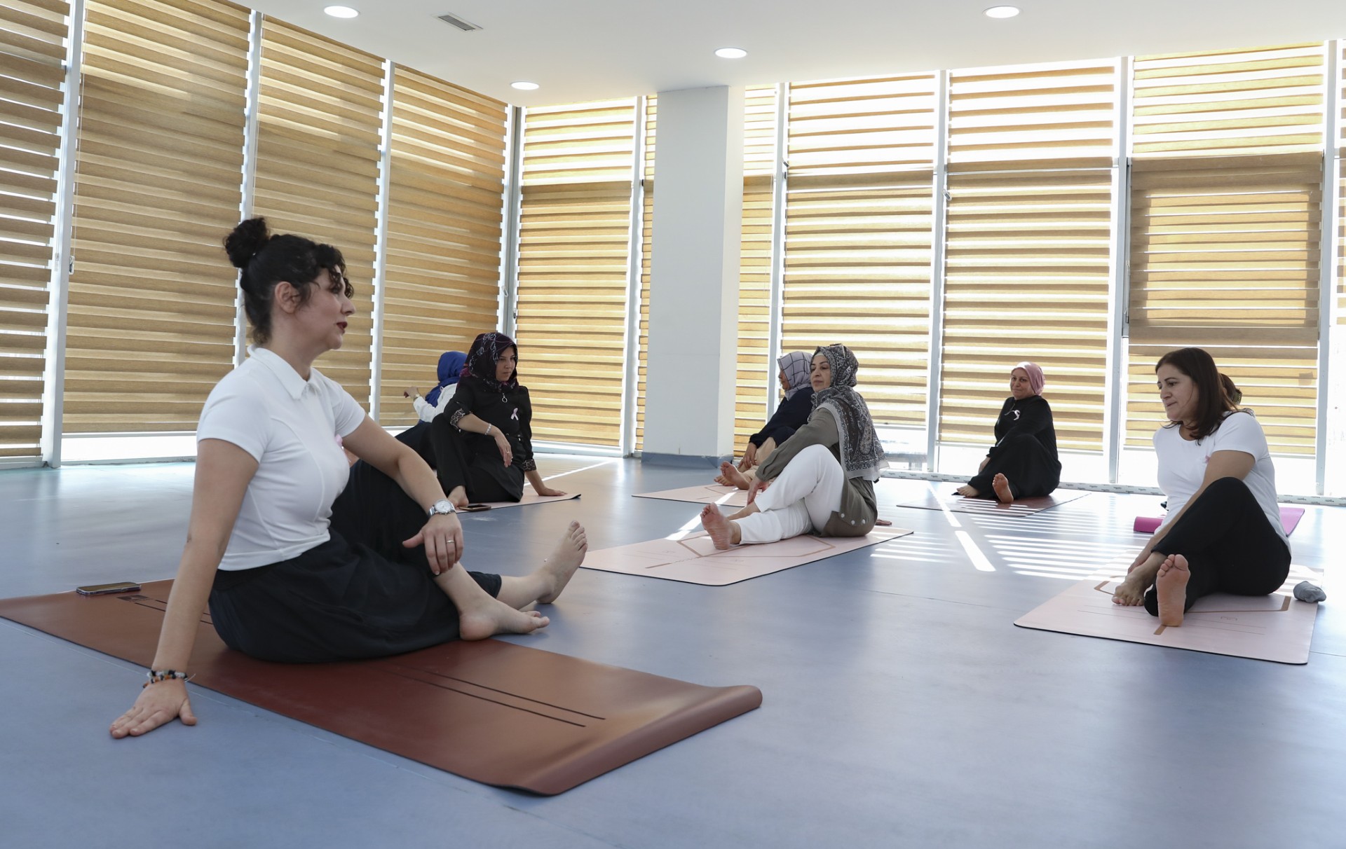 Thumbnail Büyükşehi̇r Meme Kanseri̇ Farkindaliğina Di̇kkat Çekti̇ (4)