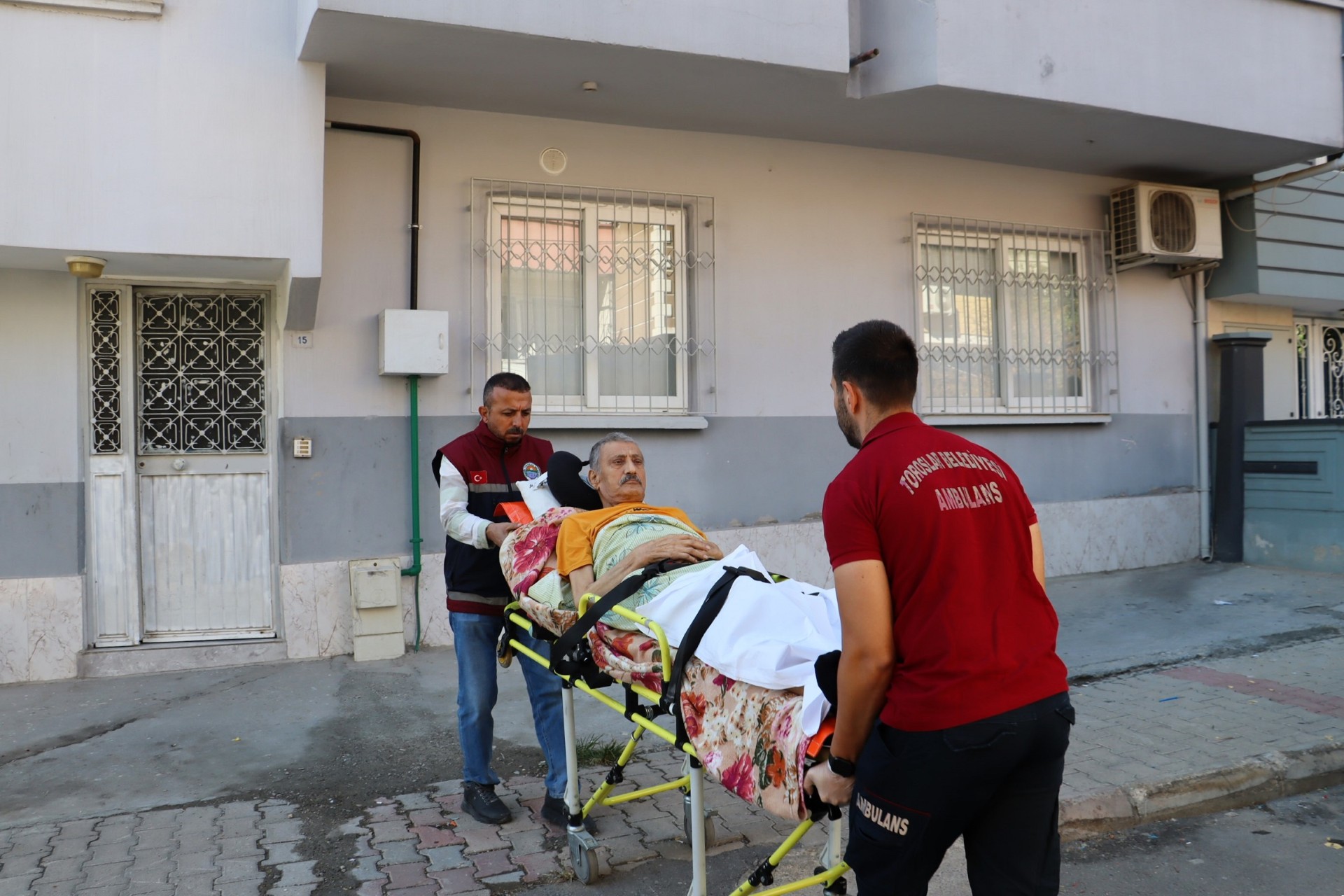 Thumbnail Hasta Nakil Ambulansı Hizmeti (5)