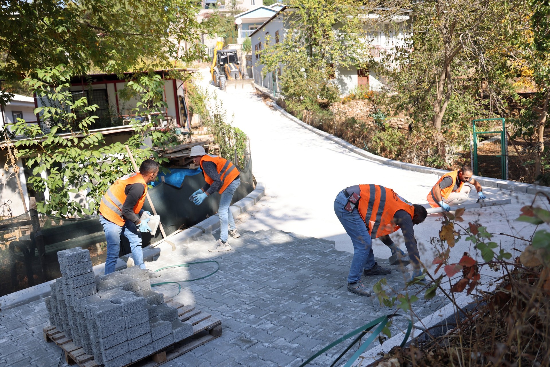 Thumbnail Kilit Parke Yol Çalışması (2)