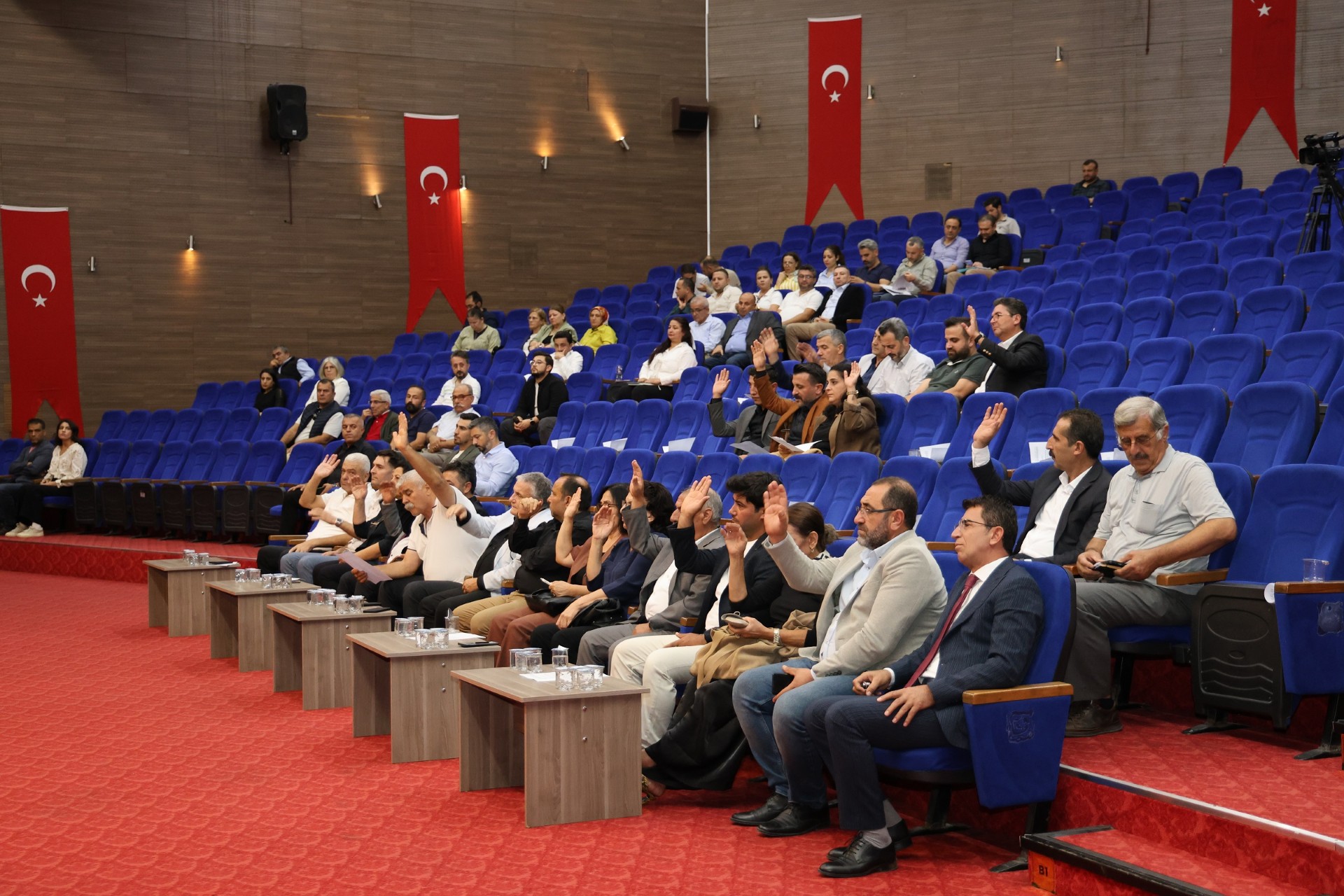 Thumbnail Meclis (3)