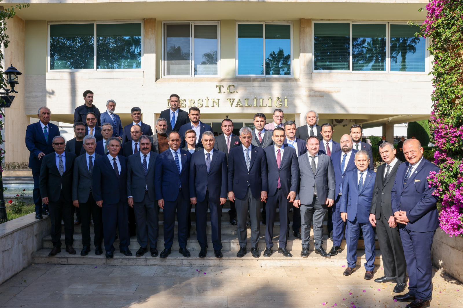 44Dc82E0 E2B7 4010 806B 387B47F3Ac38