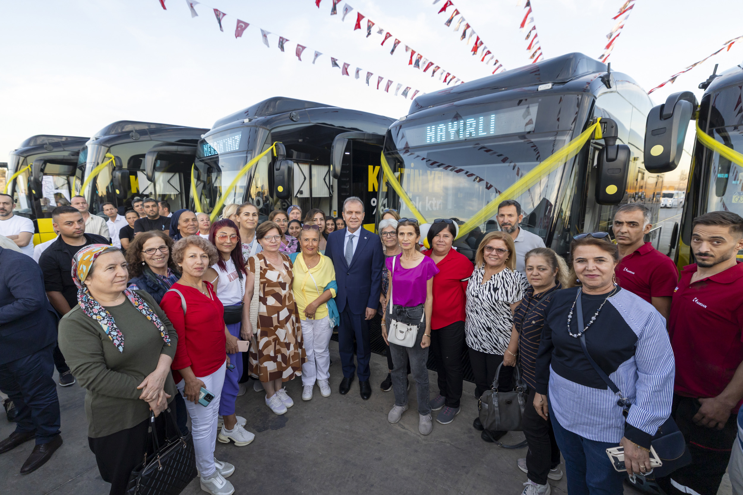 Mersi̇n Büyükşehi̇r’den Bi̇r İlk Daha; Ulaşima Elektri̇k Geldi̇ (8)