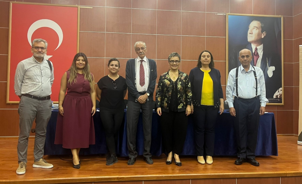 Picsart 25 11 01 19 09 49 425