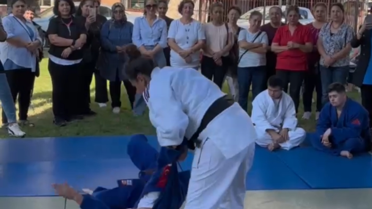 Picsart 25 11 05 03 16 49 242