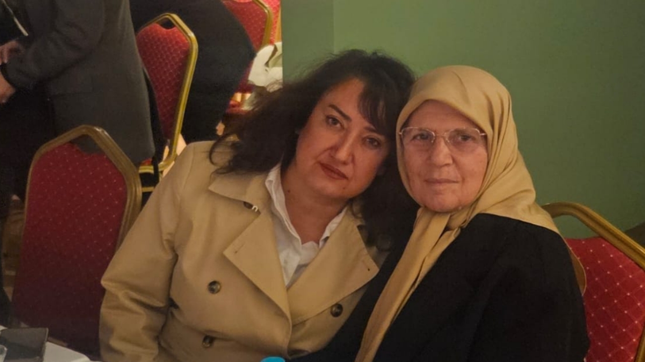 Picsart 25 11 14 23 49 37 512