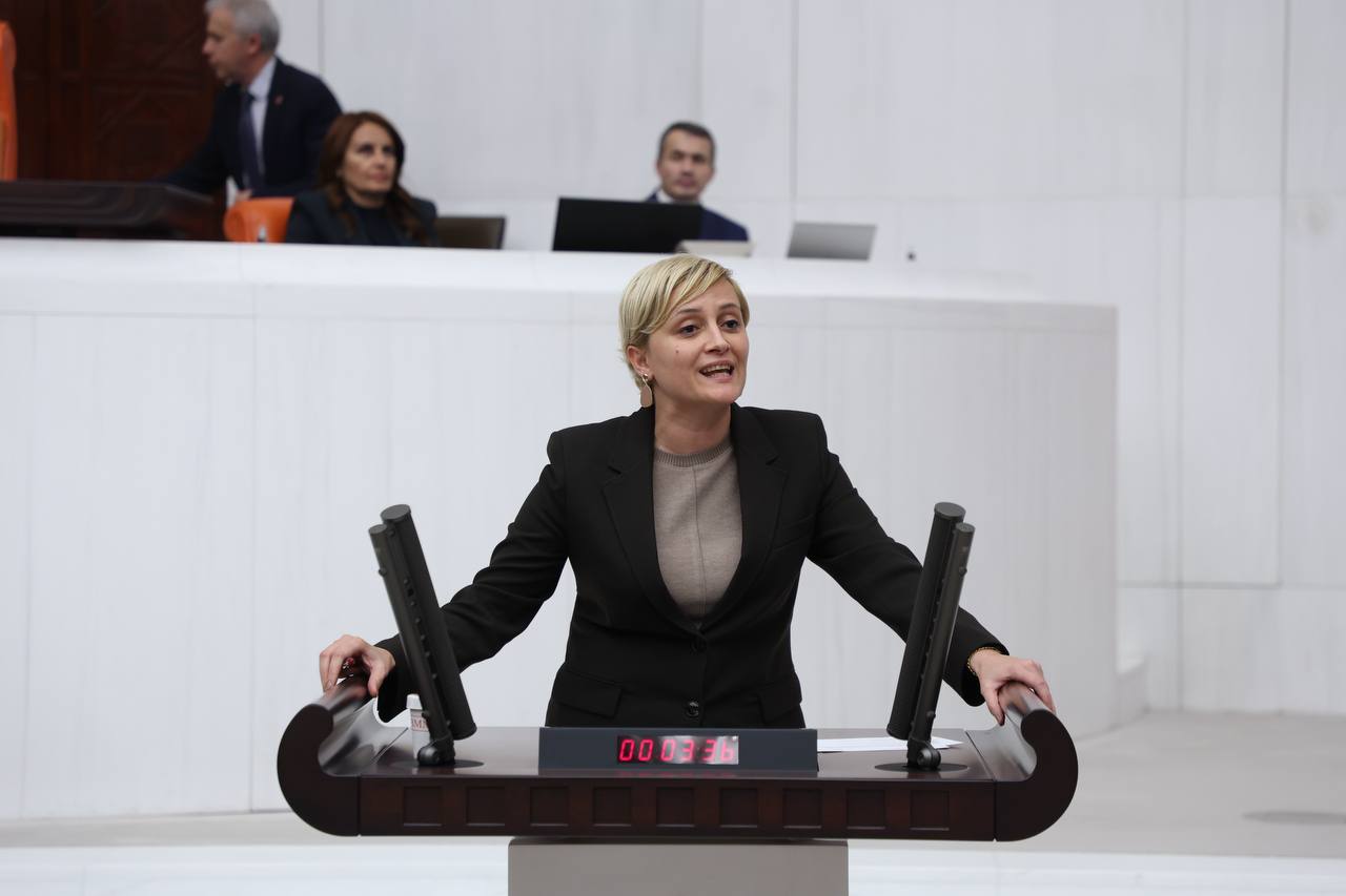 Thumbnail 5834593349862624237