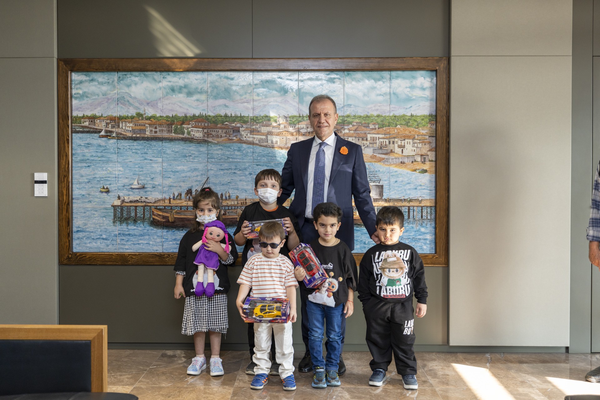 Thumbnail Başkan Seçer, Lösemi̇ Hastasi Çocuklarla Bi̇r Araya Geldi̇ (2)