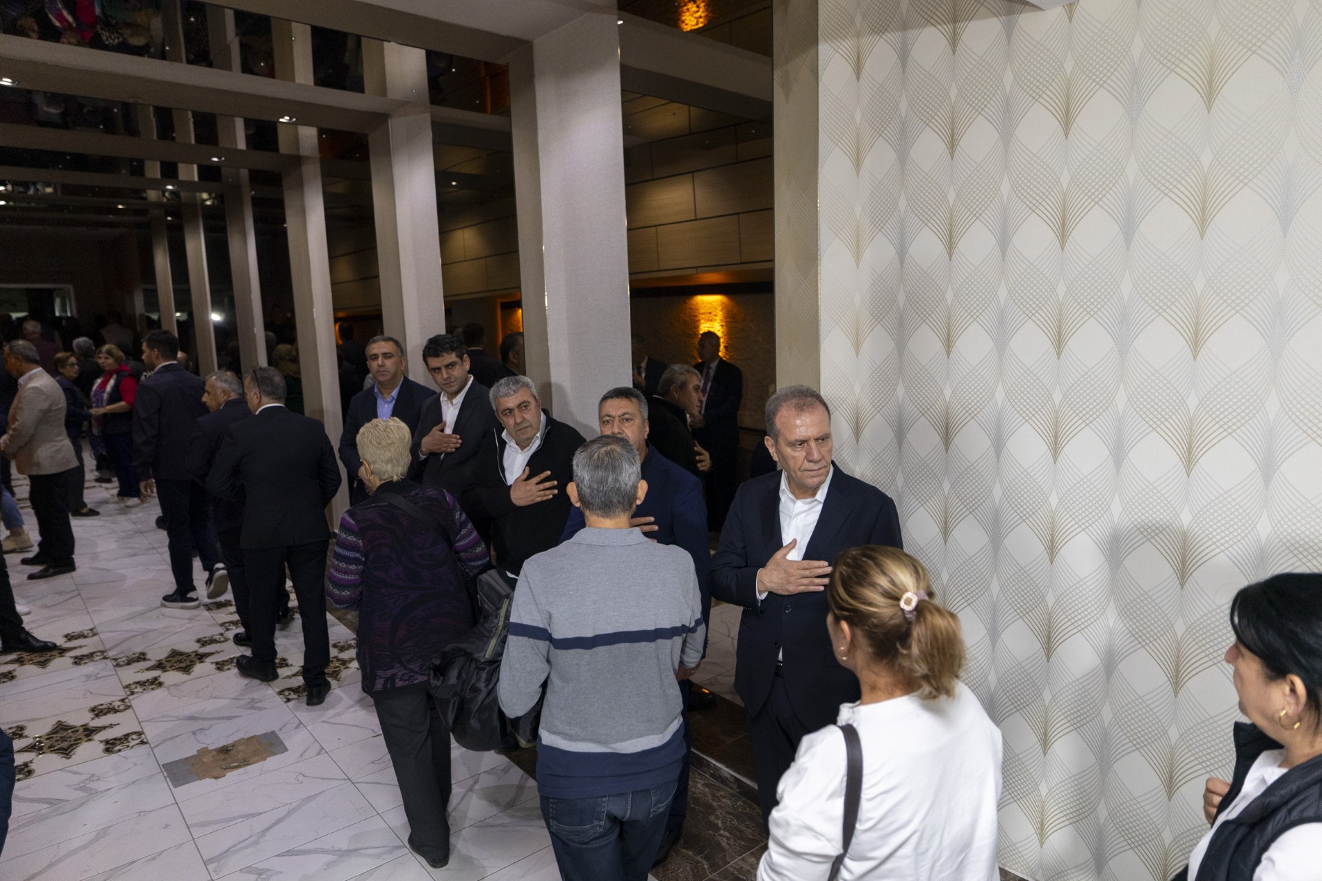 Thumbnail Başkan Seçer’i̇n Kardeşi̇ Arzu Seçer İçi̇n 3. Gün Mevli̇di̇ Gerçekleşti̇ri̇ldi̇ (2)