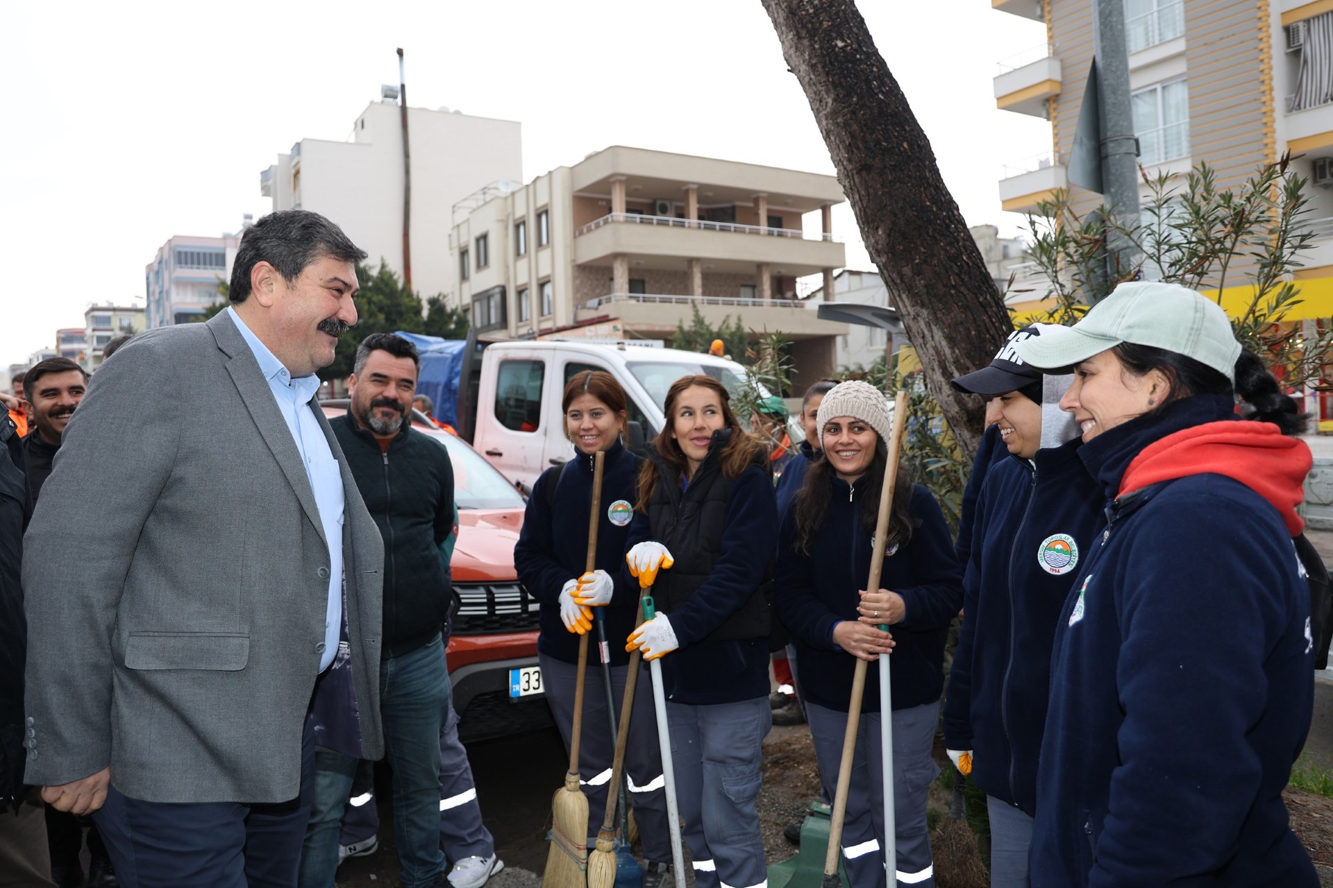 Thumbnail Belediye Kadın Çalışanları (1)