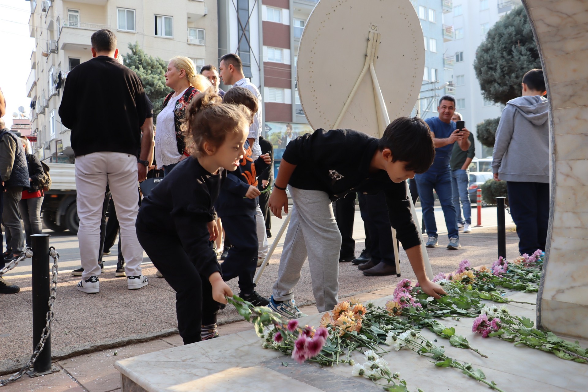 Thumbnail Belediye Önü Anma Programı (7)