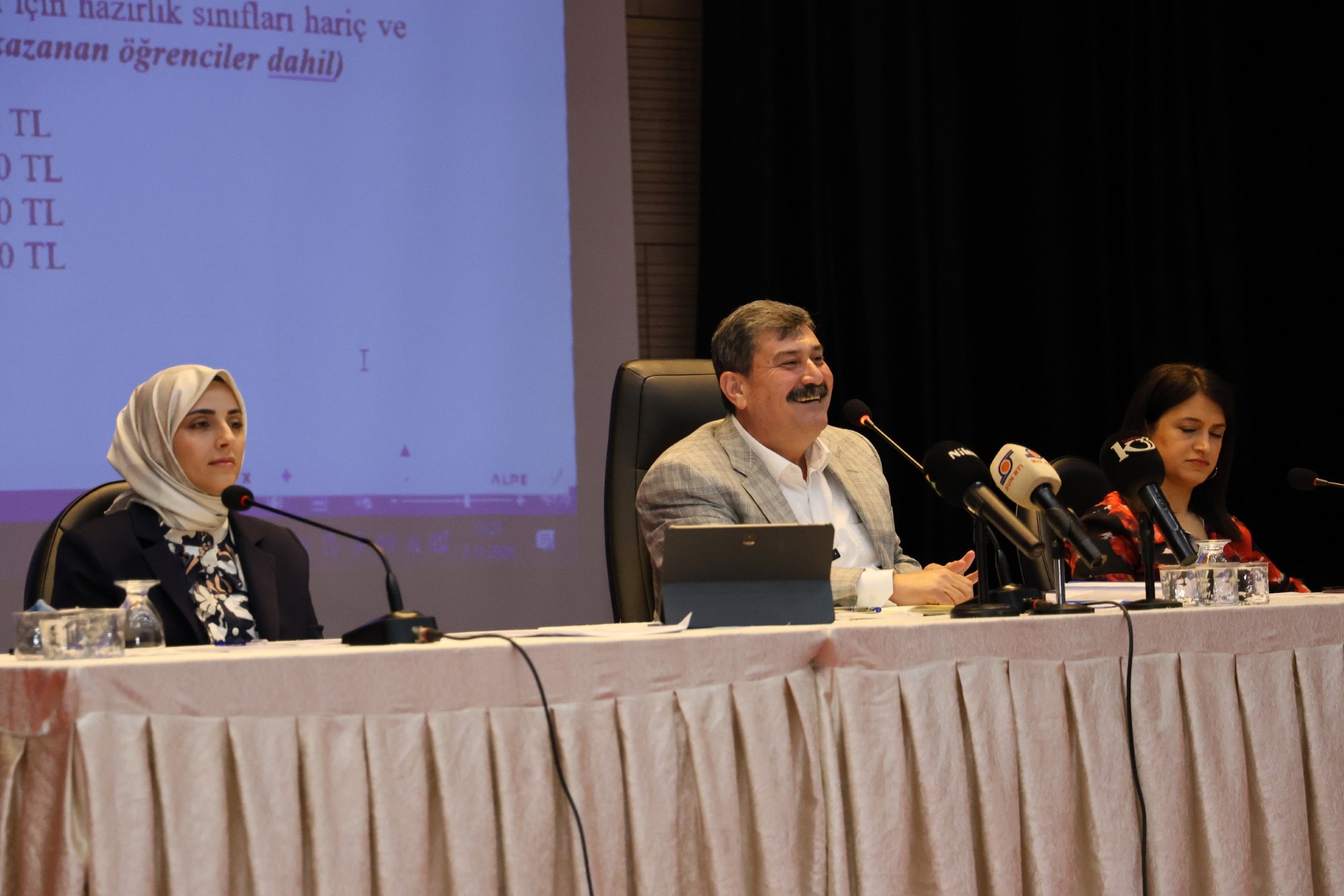 Thumbnail Meclis Toplantısı (4)-7