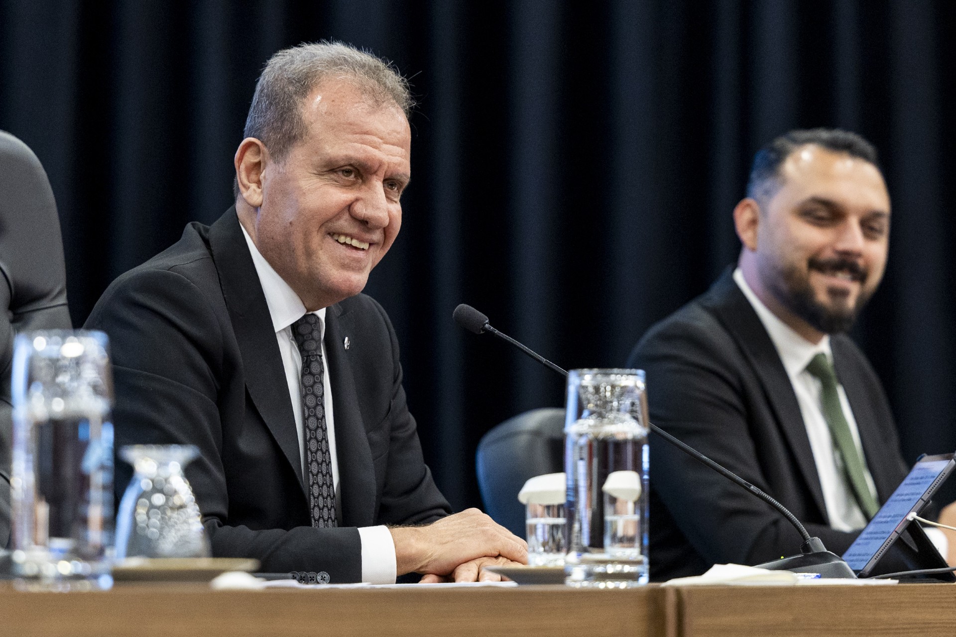 Thumbnail Mersi̇n Büyükşehi̇r Beledi̇ye Mecli̇si̇’ni̇n Kasim Ayi 1. Bi̇rleşi̇mi̇ Gerçekleşti̇ri̇ldi̇ (6)