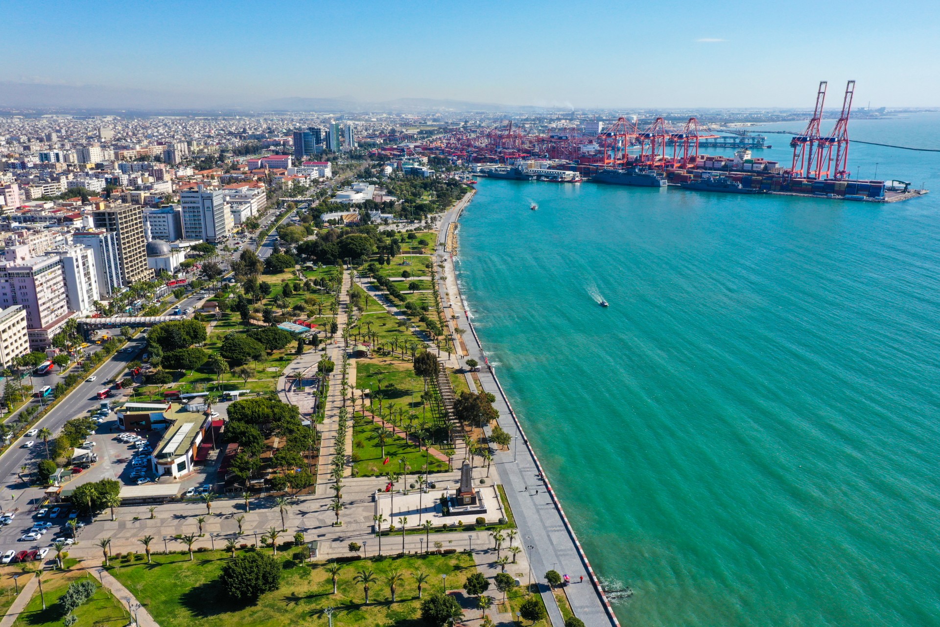 Thumbnail Mersin Ulaştırma Yatırımlarında “Hak Ettiği Payı” Istiyor (2)