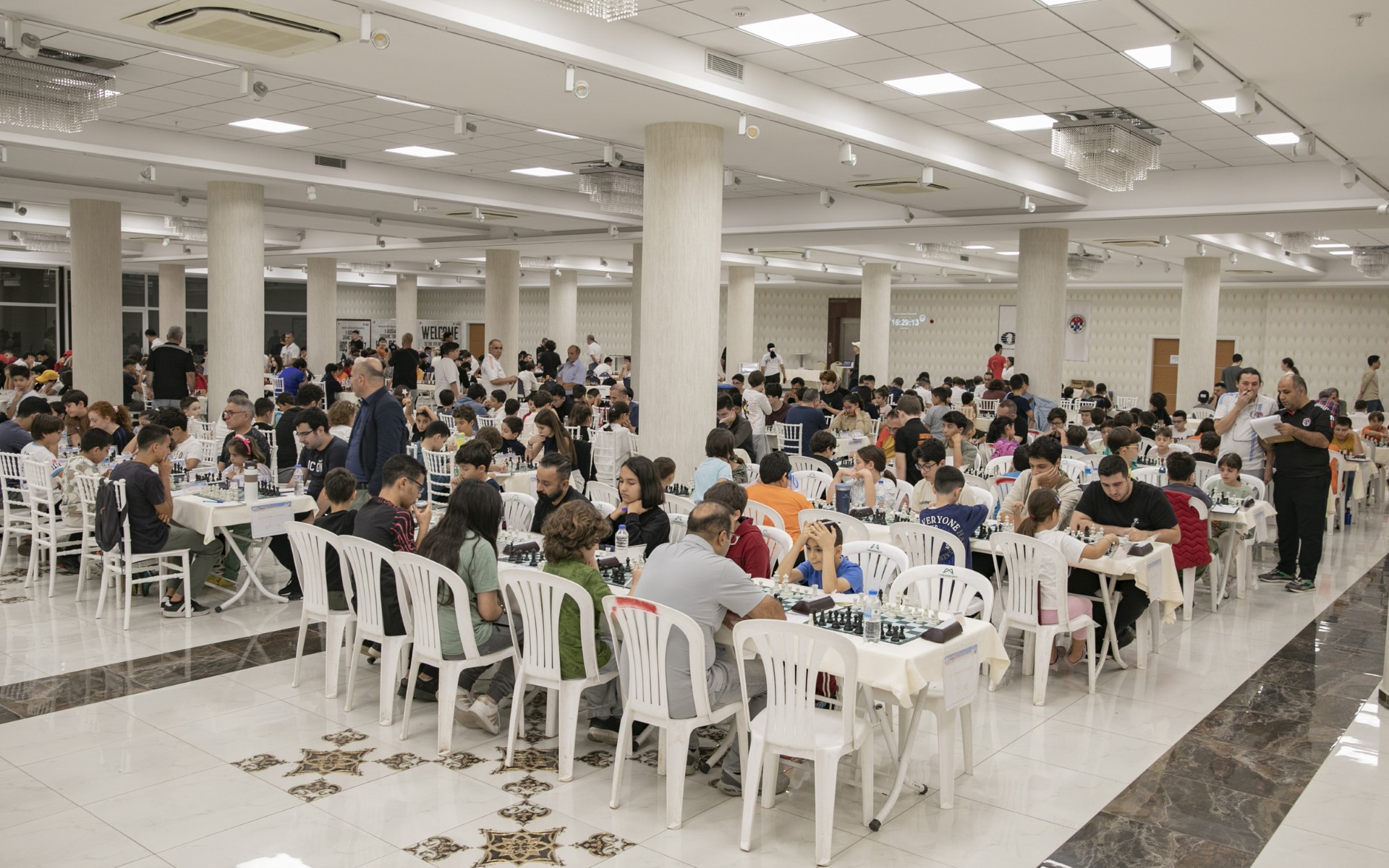 Thumbnail Mersi̇n Uluslararasi Satranç Turnuvasi Başladi (3)