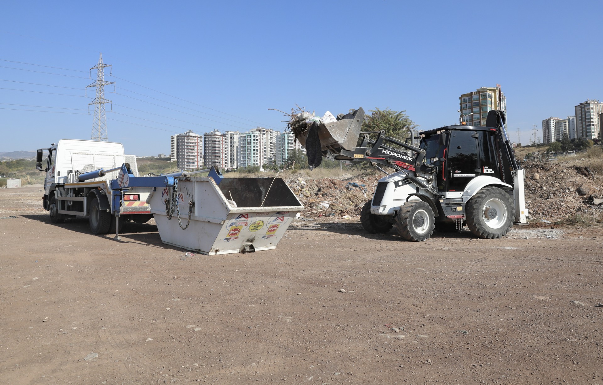 Thumbnail Mersi̇nde Harfi̇yat Taşima Süreci̇ Büyükşehi̇ri̇n Deneti̇mi̇ Altinda (4)