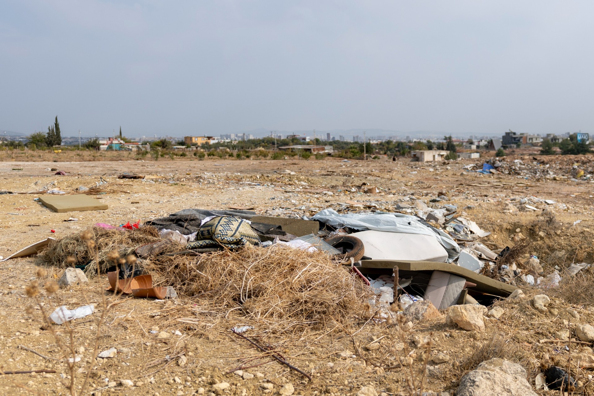 Thumbnail Yenişehir Belediyesi Kaçak Döküme Karşı Harekete Geçti (3)