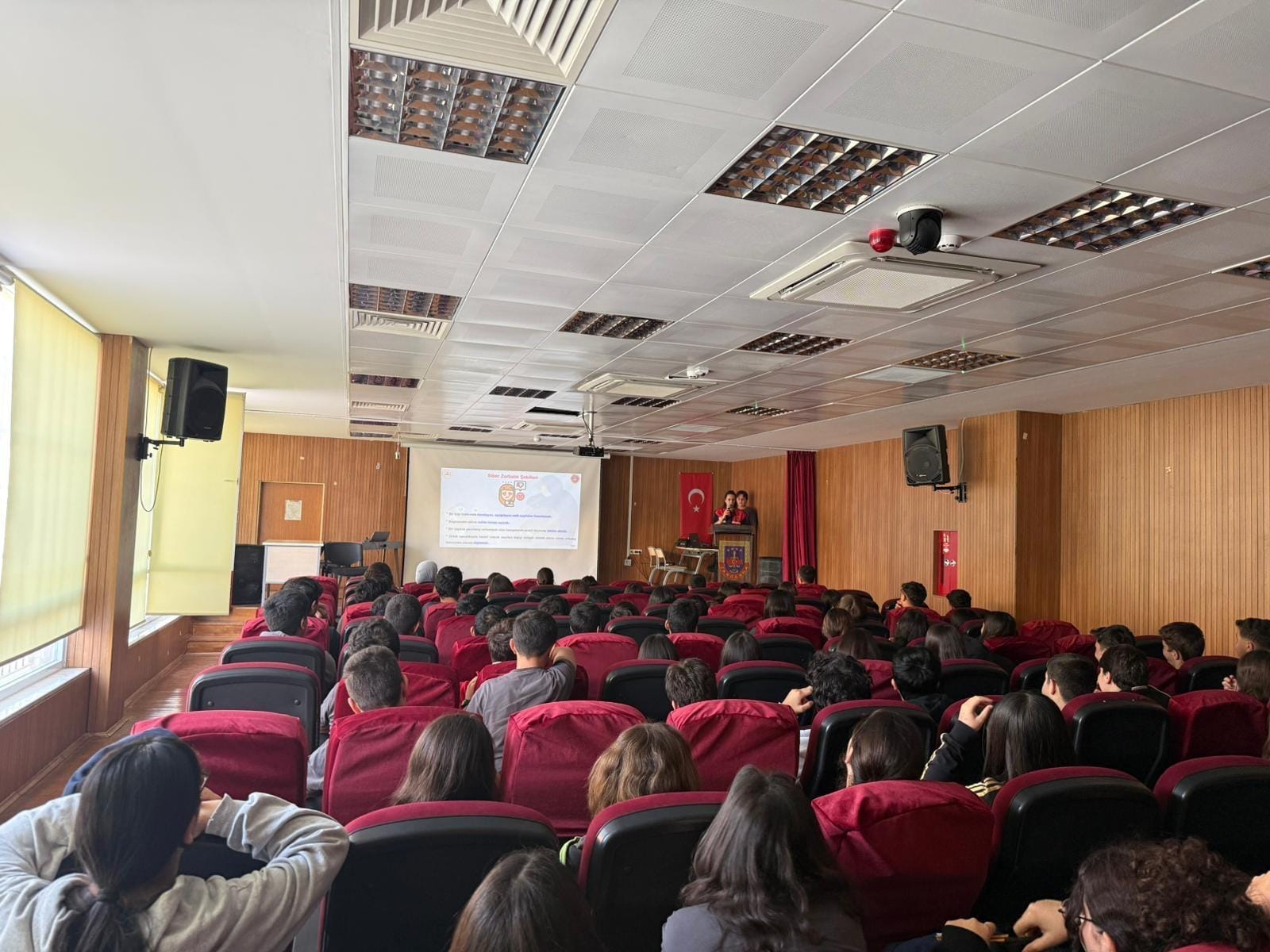 Whatsapp Image 2025 11 12 At 09.14.48