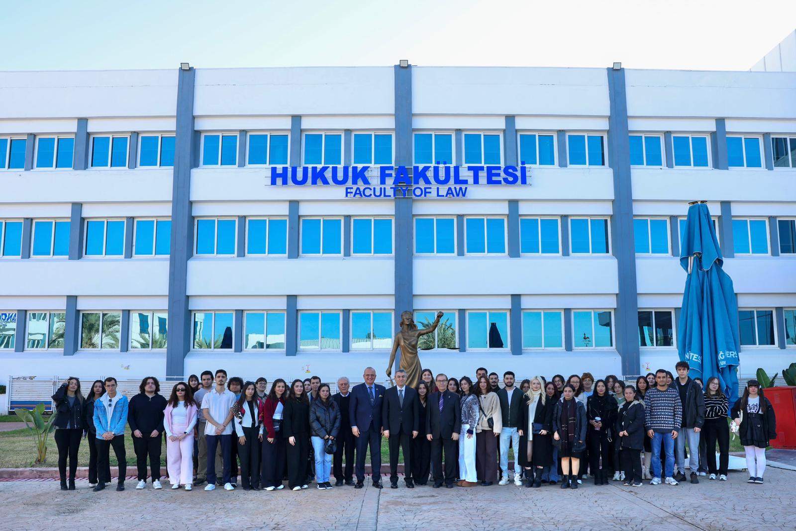 C6Dc05C0 Eb9A 4Ef5 8B2B 06507Ebe5Cf3