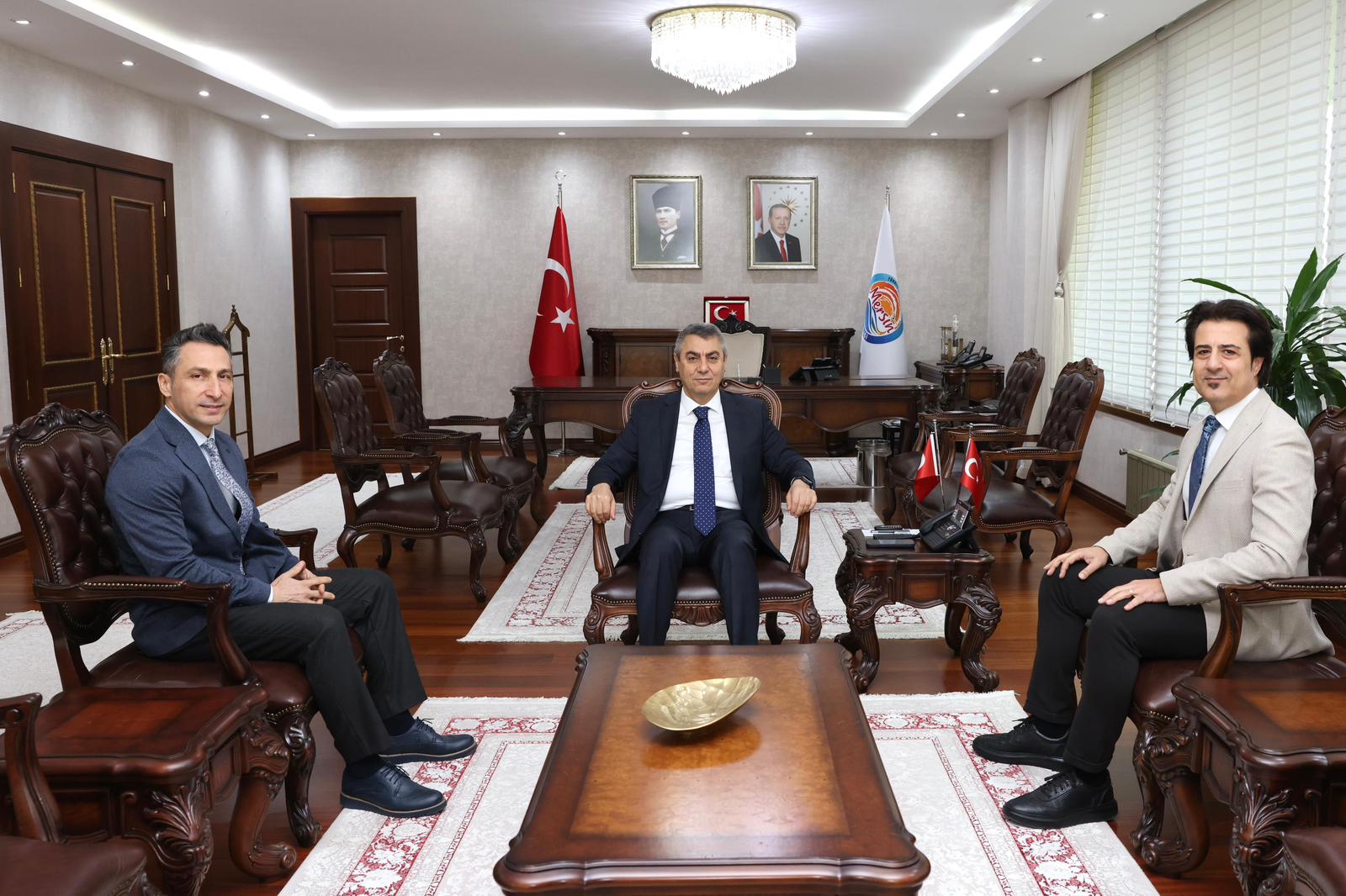 F9468D0A 1C21 42A1 B84C 397B7C4F0881