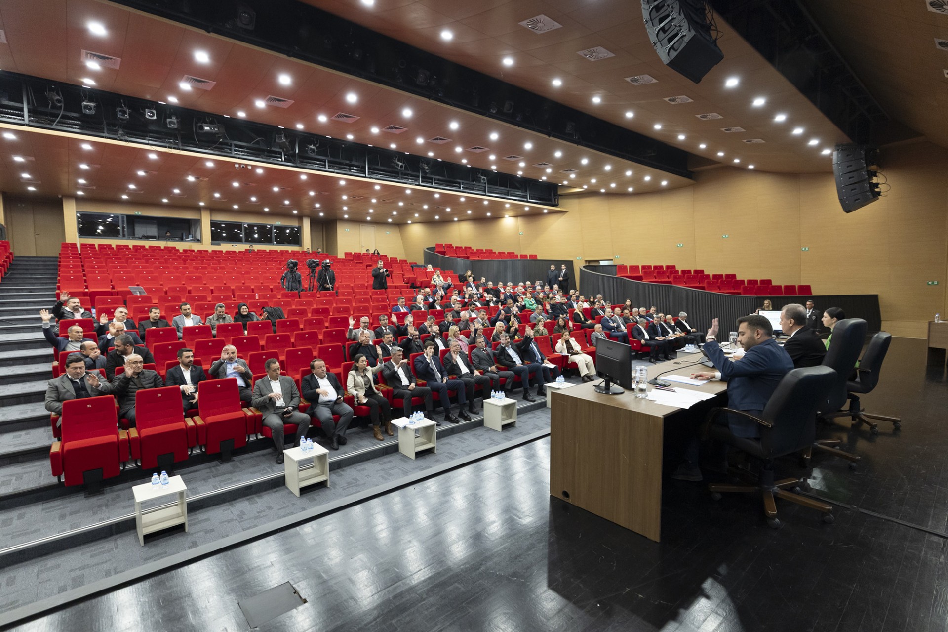 Thumbnail Mersi̇n Büyükşehi̇r Beledi̇ye Mecli̇si̇’ni̇n Aralik Ayi 1. Bi̇rleşi̇mi̇ Gerçekleşti̇ri̇ldi̇ (2)