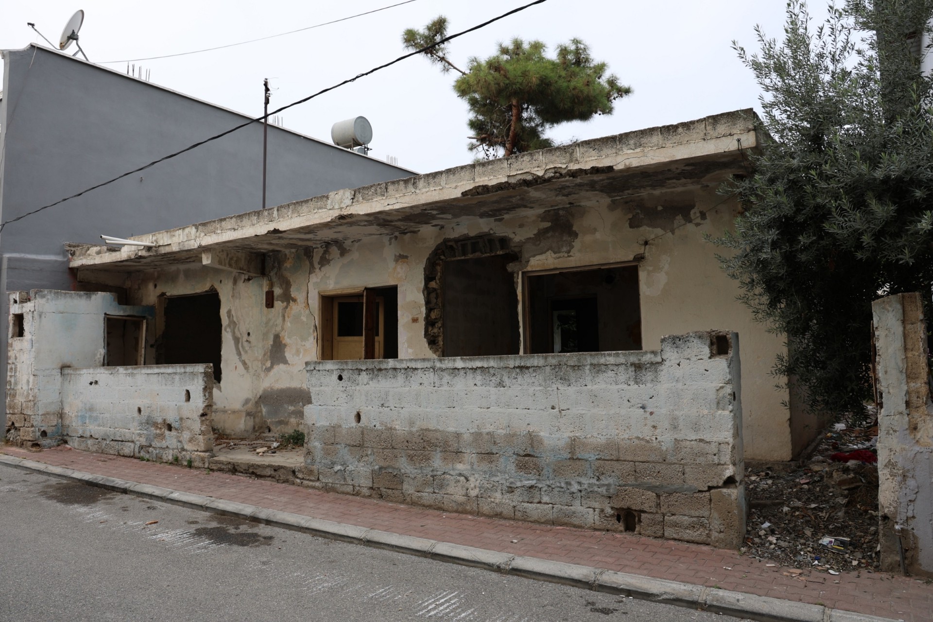 Thumbnail Metruk Bina Yıkımı (1)