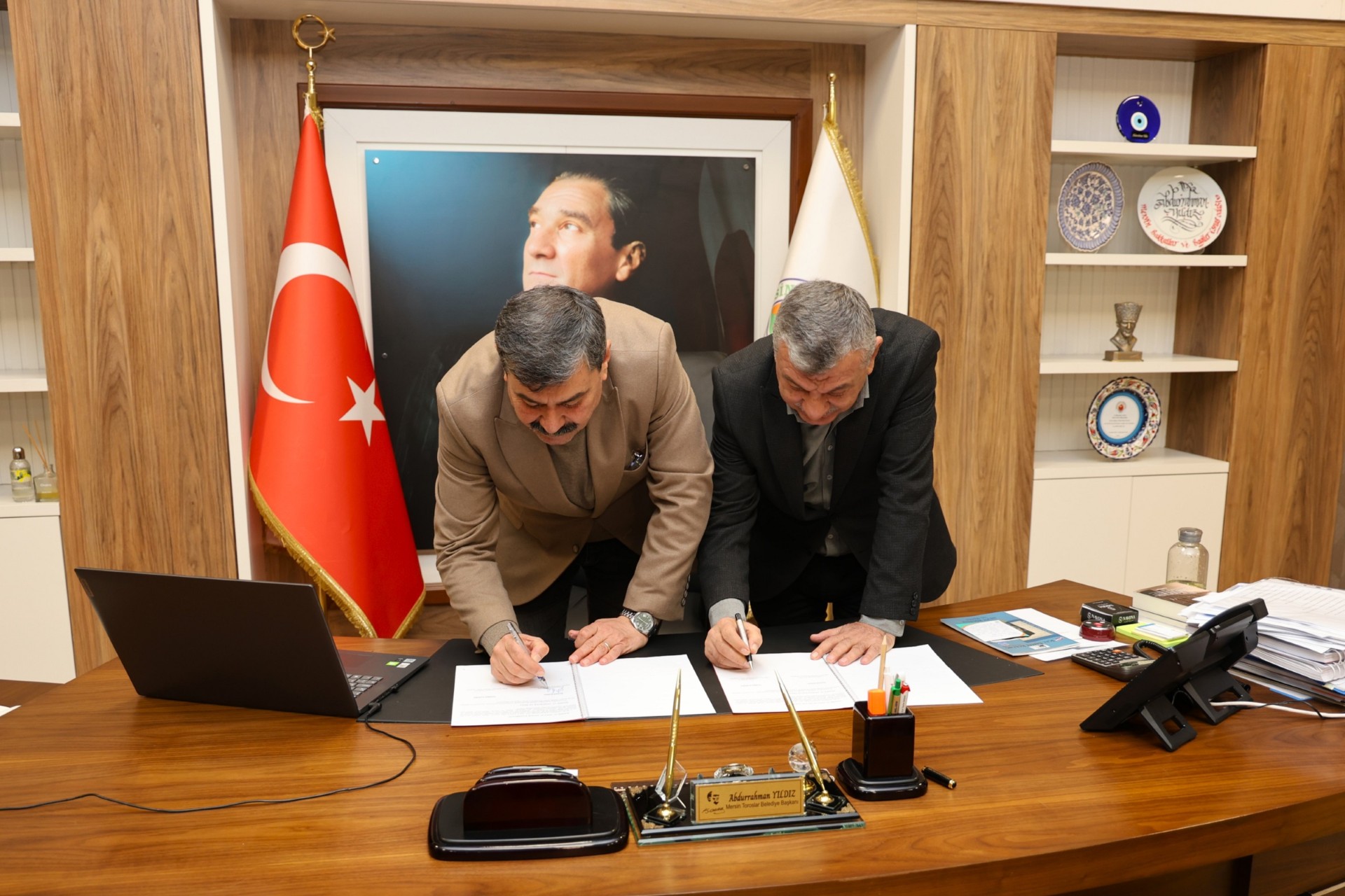 Thumbnail Sosyal Denge Sözleşmesi Imzalandı (1)