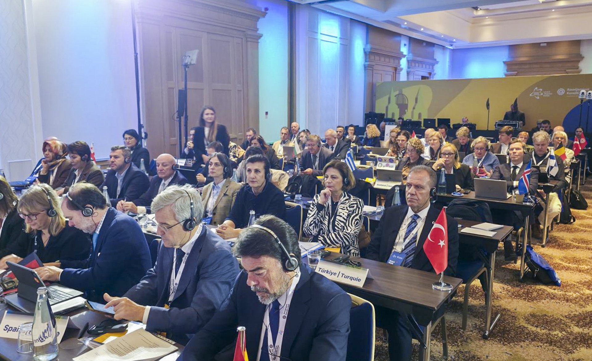 Thumbnail T B B B A K~2-1