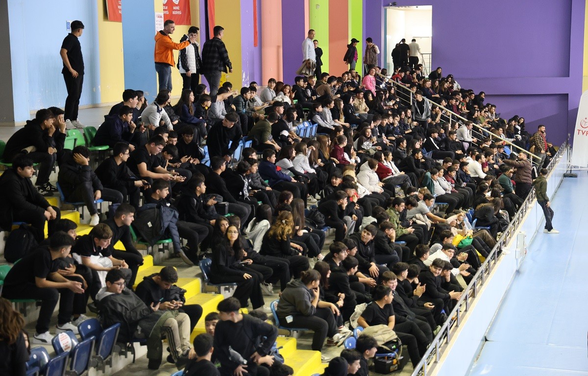 Thumbnail Voleybol Maçı (4)-1