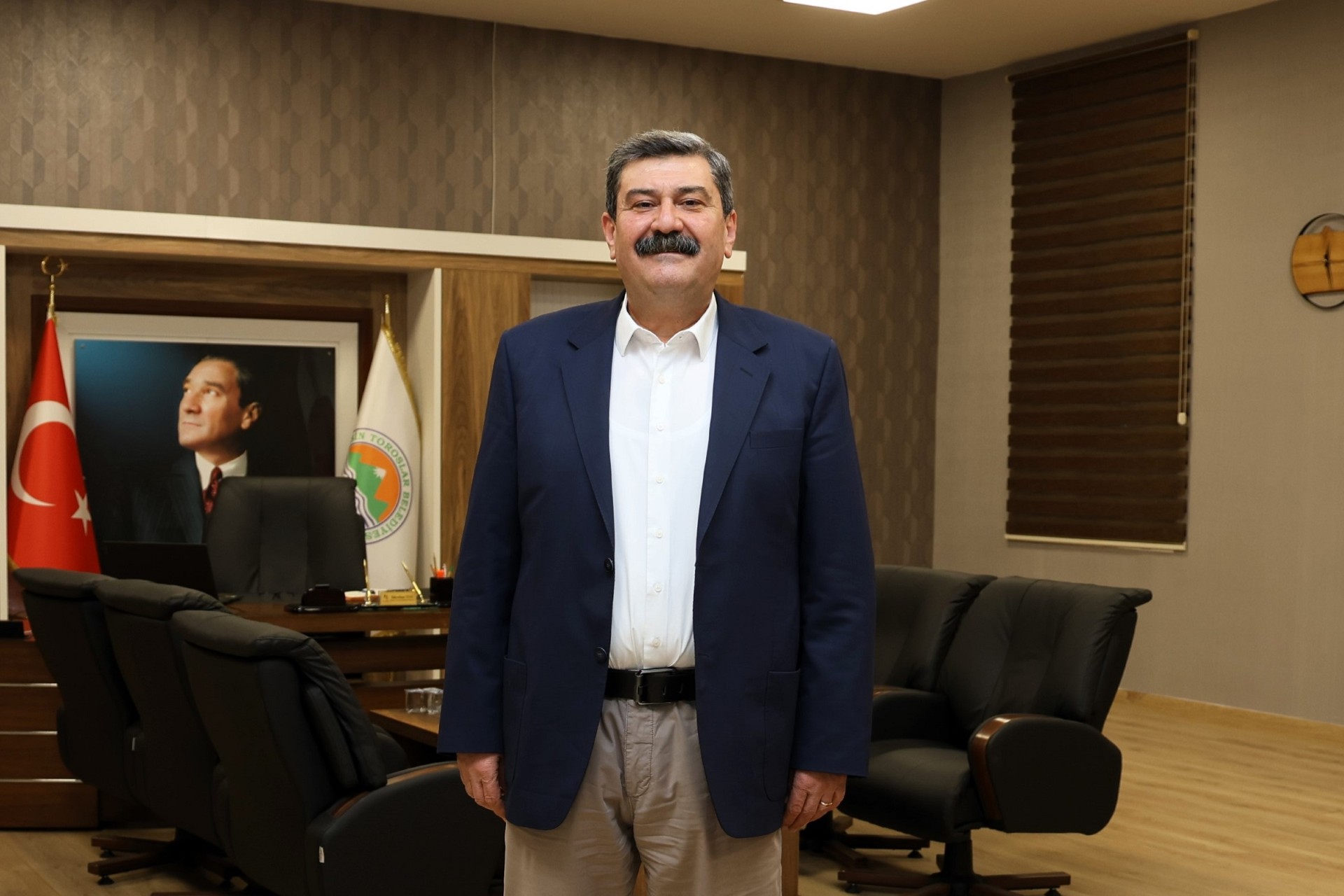 0893087D 444E 4A19 Baef 9E759D5Dc9D5