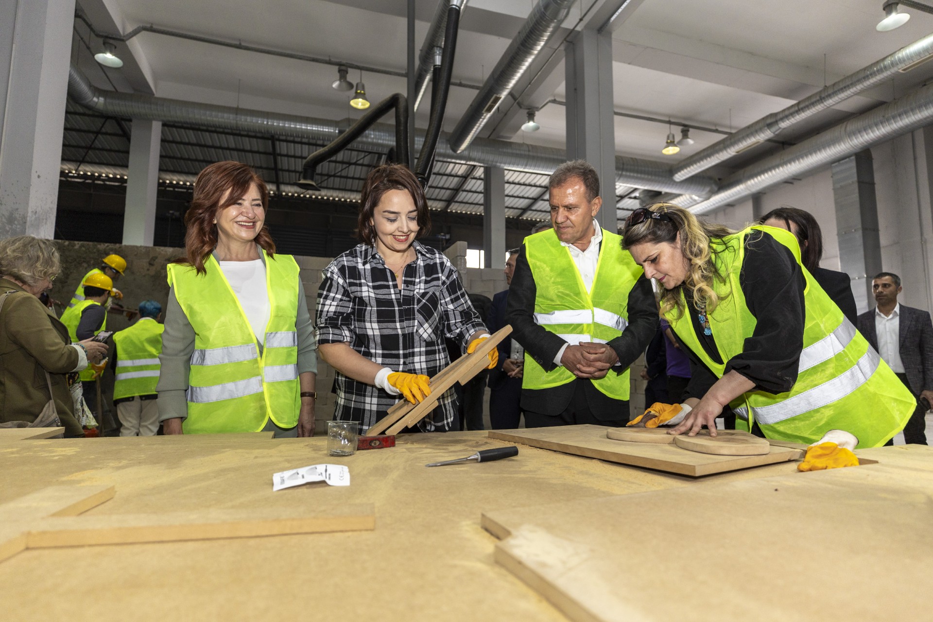 33A9395E 359A 405E B014 D0D9D345Ee2E