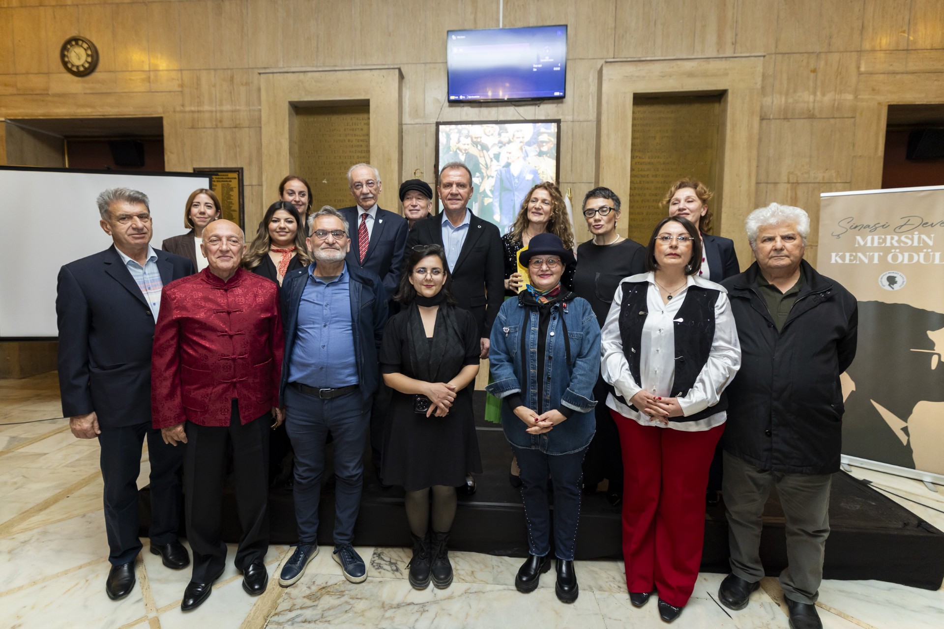 C3E2617C 46B5 42C1 Bd9C F59Ba9F4B447