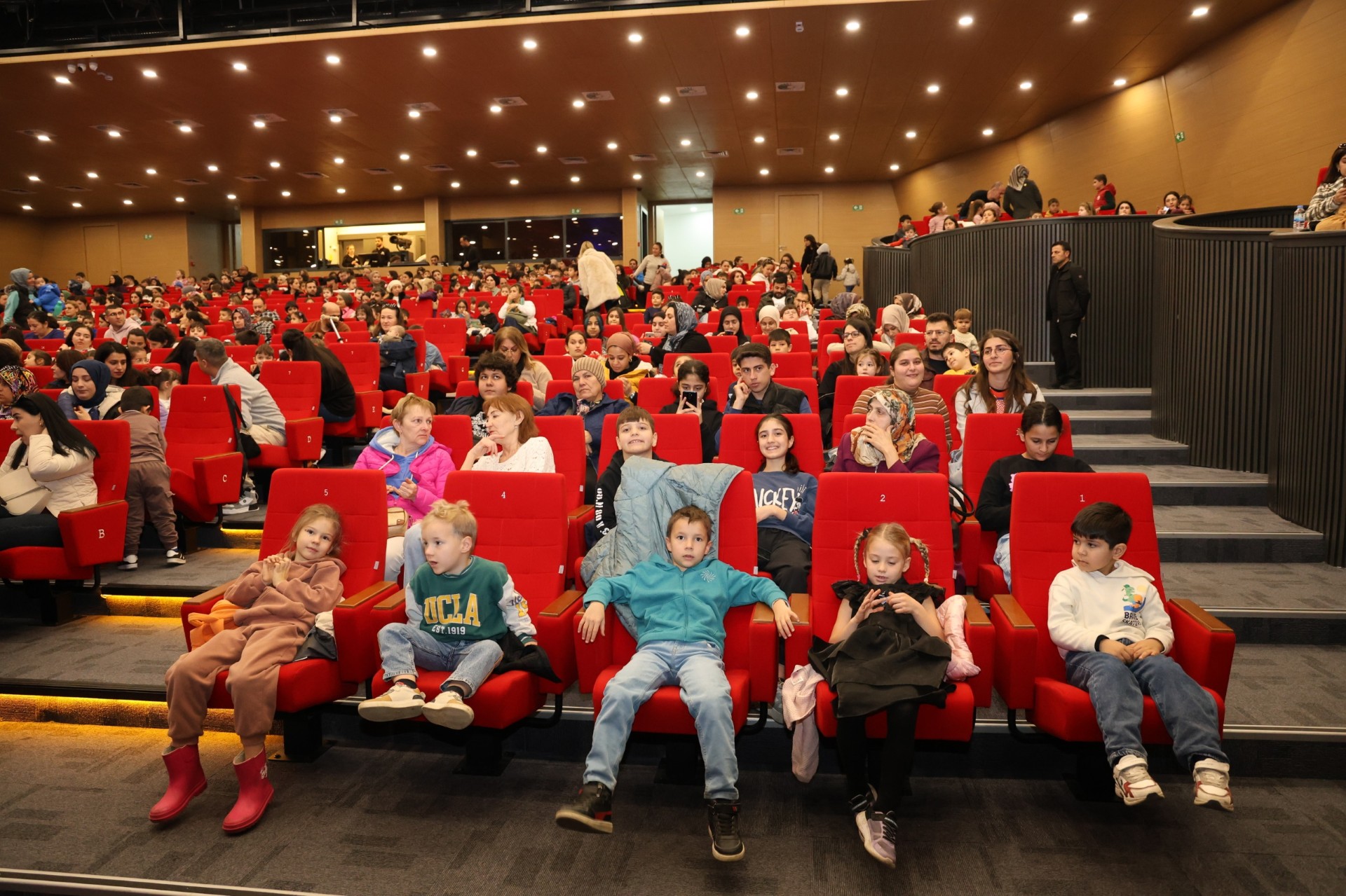 F48D6938 303D 4C70 A025 497Db24E21A9