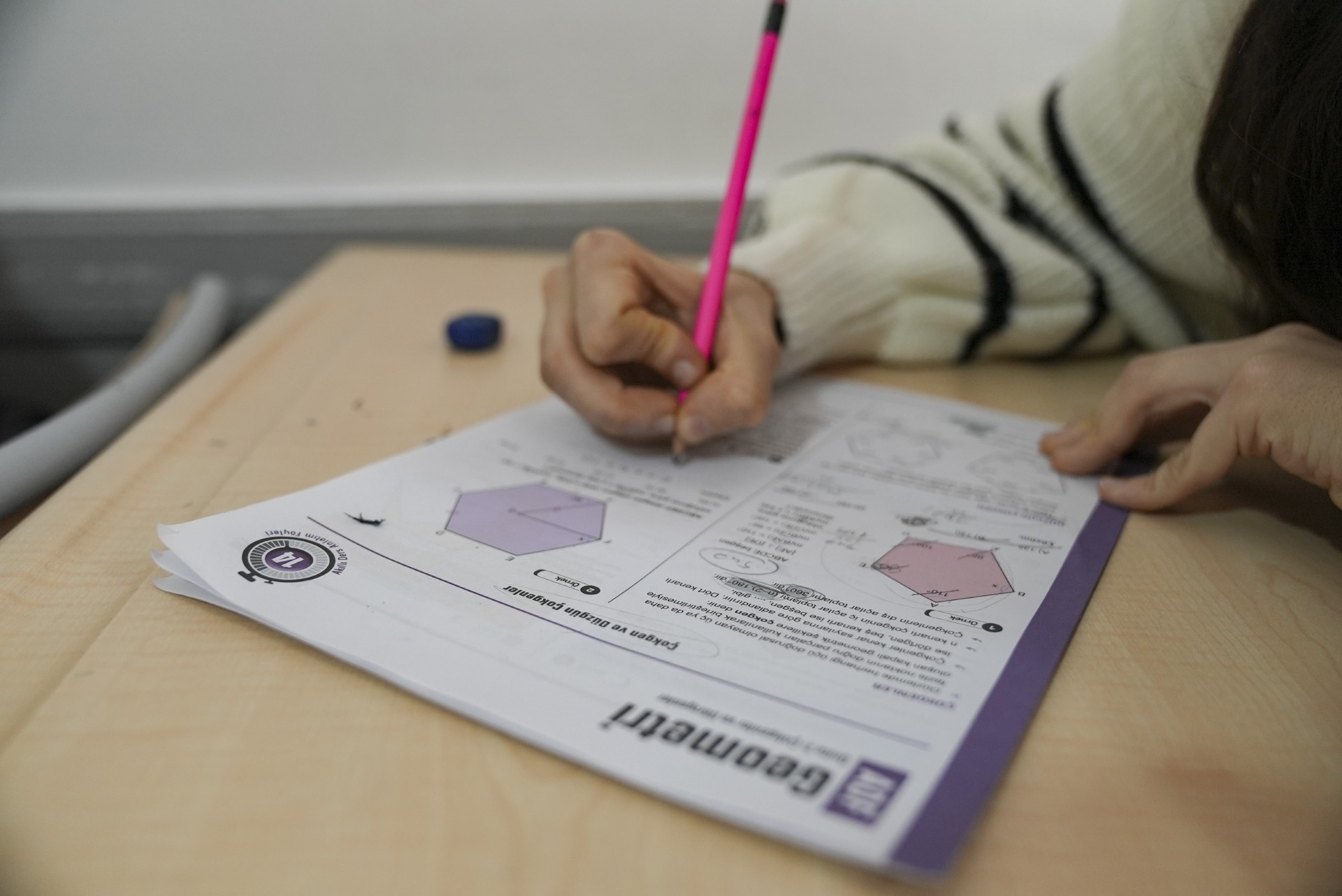 Thumbnail Li̇se Ve Üni̇versi̇te Yolculuğunda, Mersi̇n Büyükşehi̇r Öğrenci̇leri̇n Yaninda… (2)