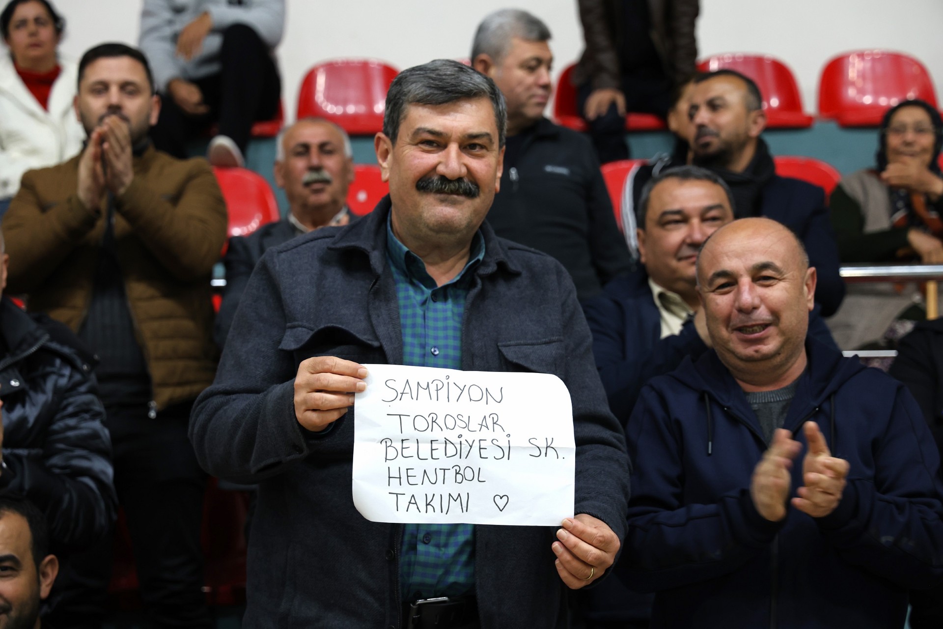 8C8Da6Dd F8C4 4E4A 928E 00D4742A2D2F