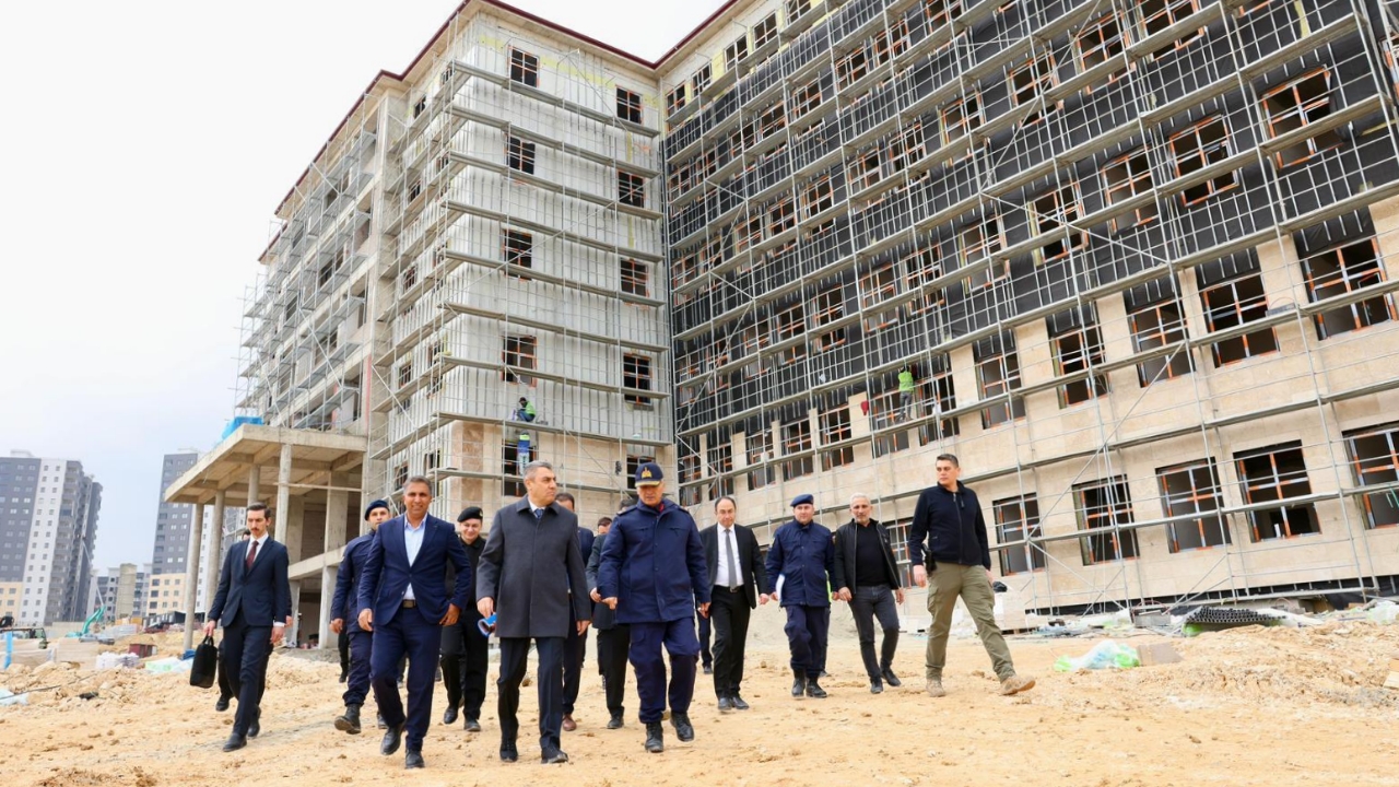 Picsart 26 02 02 01 39 18 261