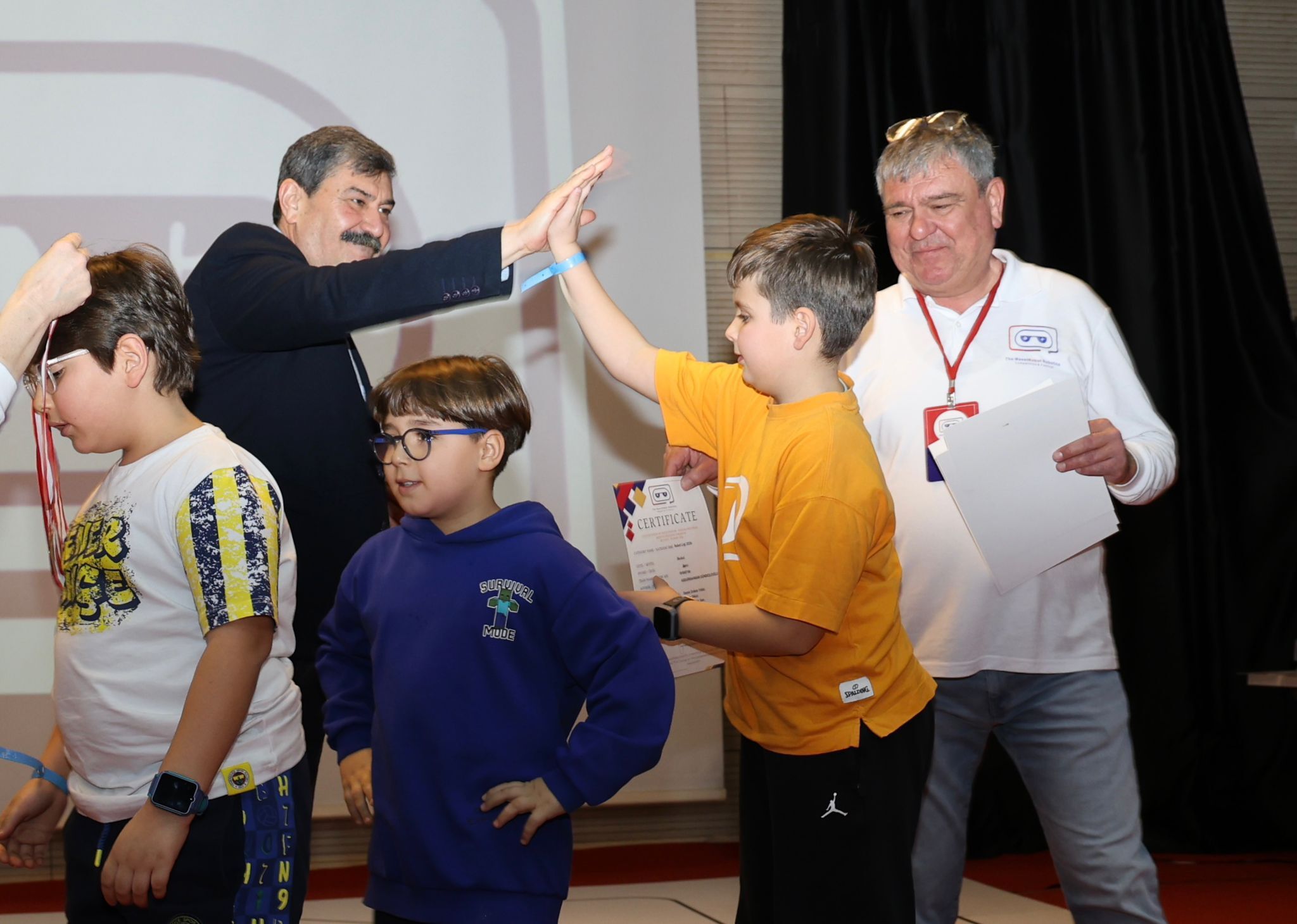 515D7416 01Bd 4611 8Fc2 08Ec8B0357E8