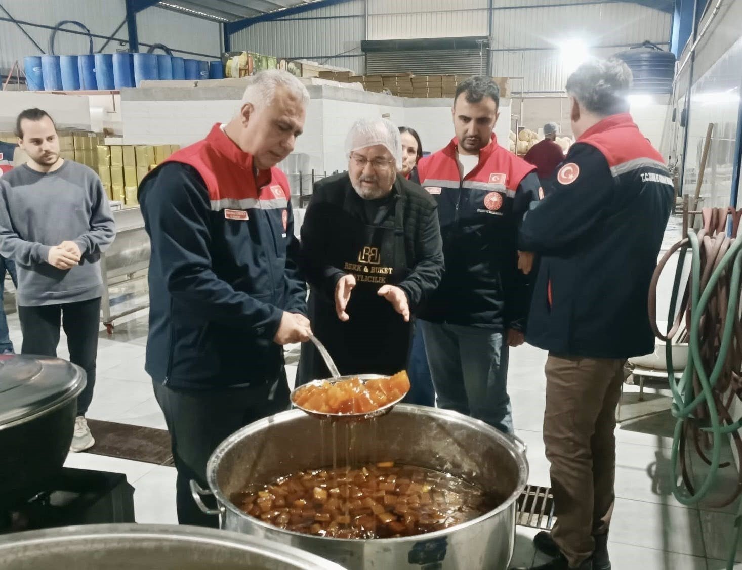 Hatay'da coğrafi işaretli kabak tatlısı üretimi yapan işetme denetlendi