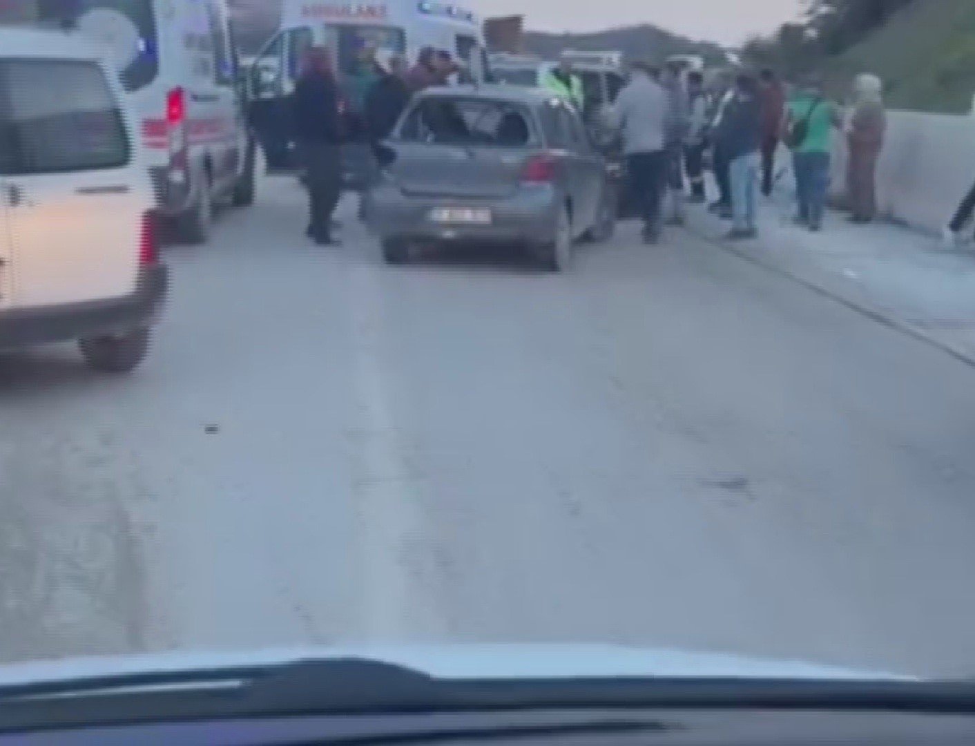 Hatay'da otomobille çarpışan motosiklet sürücüsü hayatını kaybetti