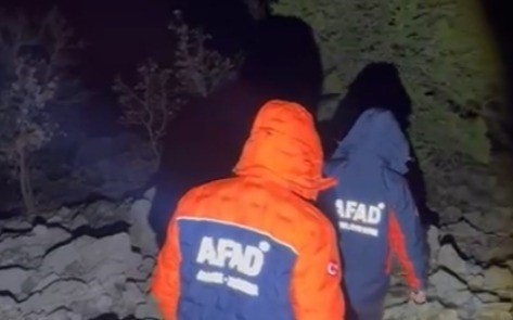 Kahramanmaraş'ta mahsur kalan 8 dağcı kurtarıldı