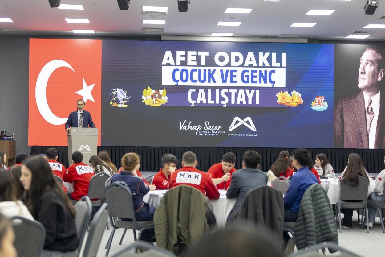 Mersin'de 'Afet Odaklı Çocuk ve Genç Çalıştayı' düzenlendi