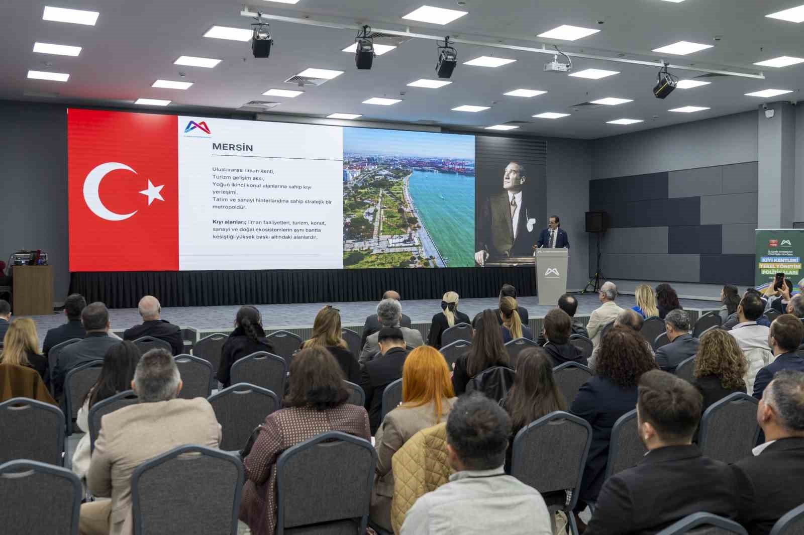 Mersin'de kıyı kentleri için kritik çalıştay düzenlendi
