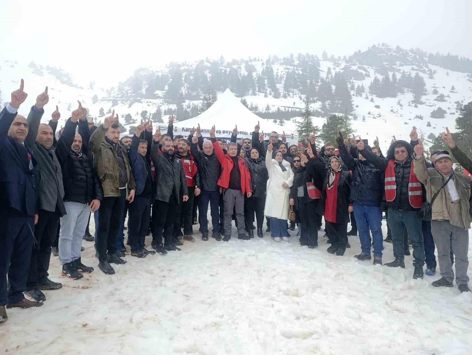 Muhsin Yazıcıoğlu, vefatının 17. yılında Keş Dağı'nda anıldı