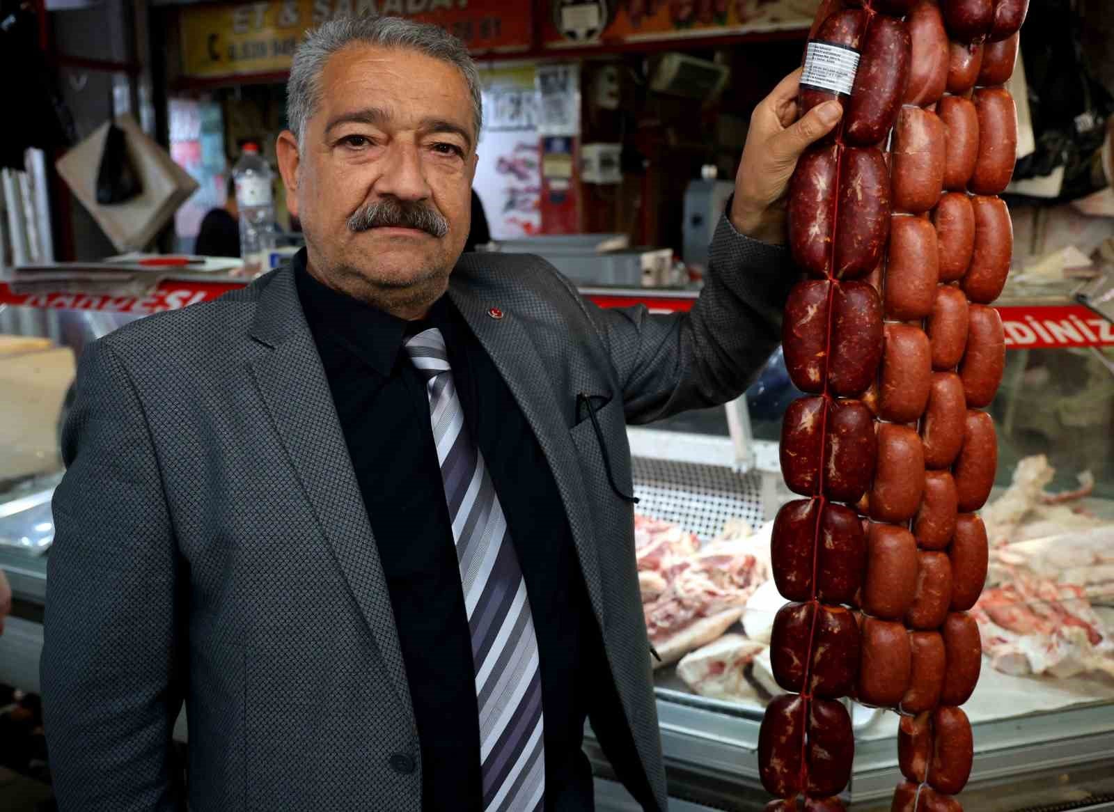 Uzmanından vatandaşa 'ucuz sucuk' uyarısı