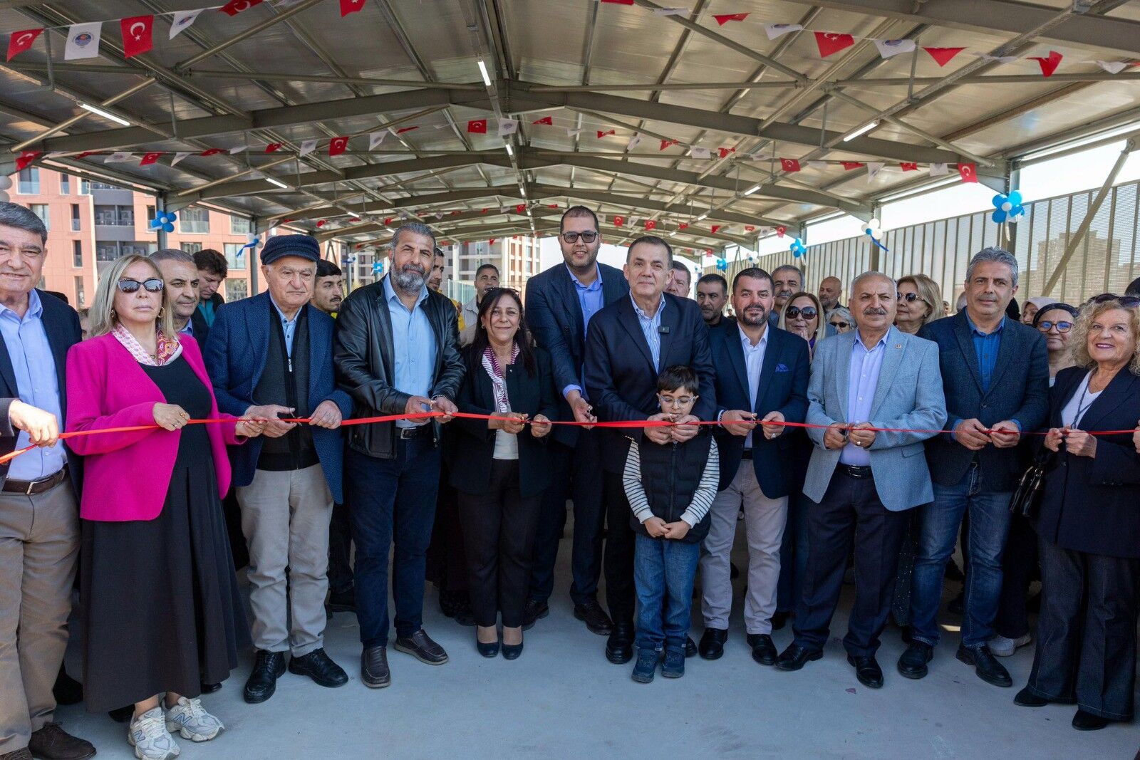 D75F2180 2027 4Dd4 9Eae Cf0882C0F3E1